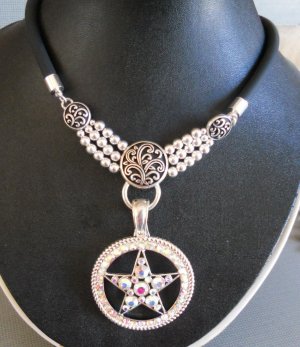 Circle/Star Bling Pendant Necklace (AN#20)