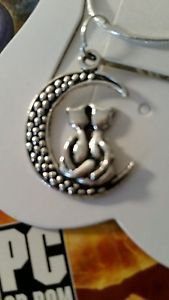 Familiar Moon Wishing Necklace Cat on Moon Necklace - Kittens Crescent Moon NEW