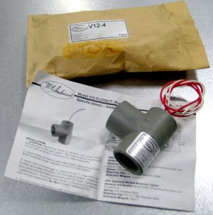V12-4 Dwyer Flowswitch