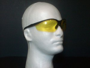 akita  AMBER safety glasses