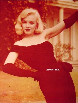 Marilyn Monroe Old Pin-up Poster Print Stunning Photo!