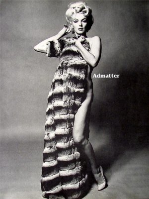 Marilyn Monroe 2-Sided 10X12 Pinup Poster Nude with Fur