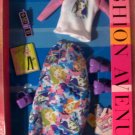 FASHION AVENUE-Barbie-Metro-2002-56857-NRFB-Barbie Top