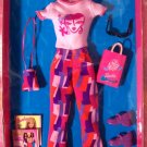 FASHION AVENUE-Barbie-2001-50517-NRFB-Funky in Philly