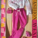 FASHION AVENUE-Barbie-2002-B5055-Charm-NRFB-Pink Pants