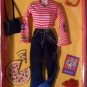 FASHION AVENUE-Barbie-Metro-2001-50520-Lunch in Little