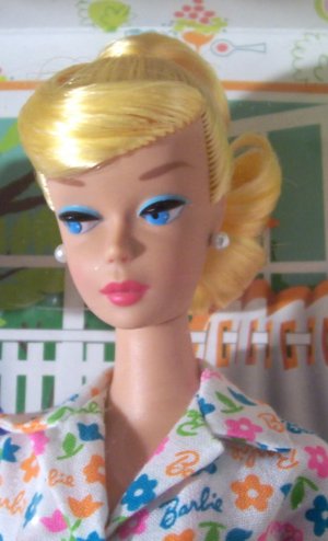 Barbie Doll Learns To Cook-2007-Repro-Gold Label-NRFB