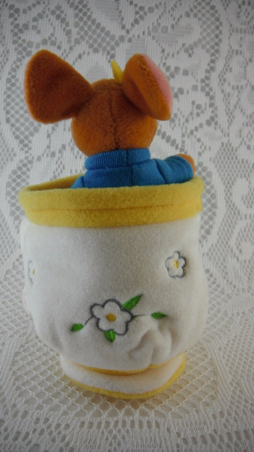 Disney Winnie the Pooh Teacup with Surprise Roo Plush Toy Colorful