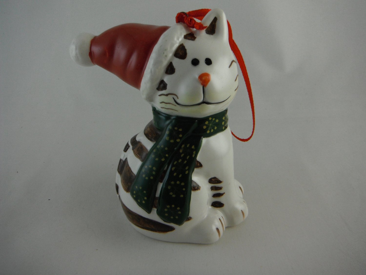 Ceramic Christmas Cat Tree Ornament tblru1