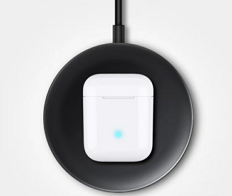 Smart Earphones + Wireless Charging Case