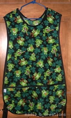 MadieBs Green Shamrock Frogs Custom Smock Cobbler Apron
