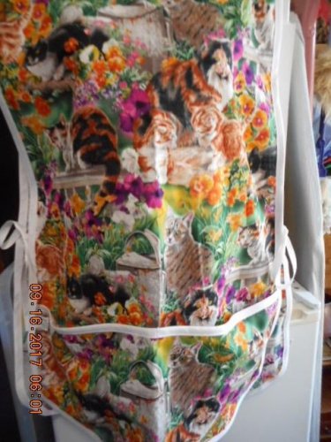 MadieBs Custom Gardem Cats Flowers Smock Apron with Nice Large Pockets