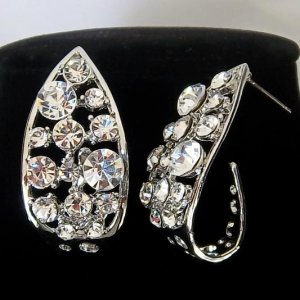 Platinum Plated Crystal Pave Tear Drop Looking Stud Design Vintage Earrings