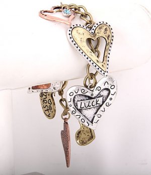 Lovely Antique Gold Tone Heart theme Metal Toggle Lock Charm Bracelet