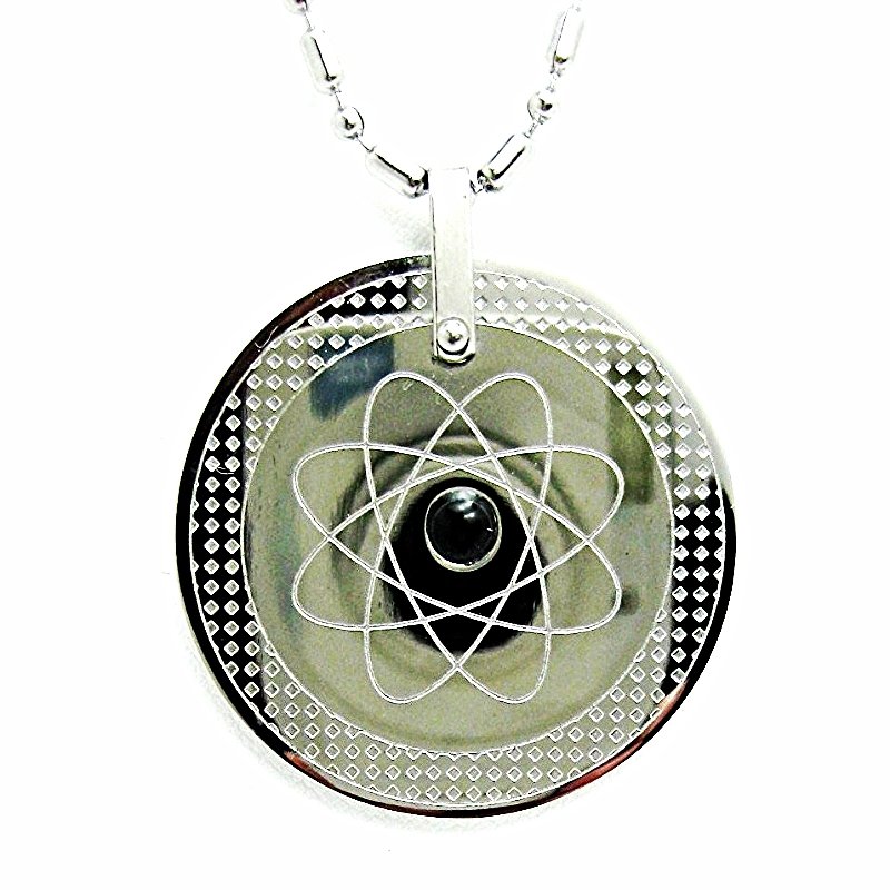Q14 Dalimara Quantum Pendant Round w/ Centerpiece Germanium Chip
