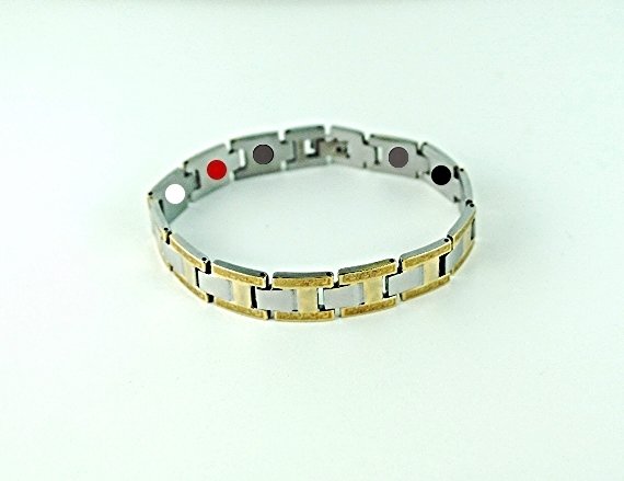 QB53 Piraeus Quantum Energy Bracelet 2-Tone Greek Key Print