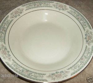 5 Piece Budlet Fine China Ivory Set (Bargain!!!!!)