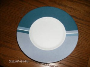 STUDIO NOVA Two Saucer Plates Veridain #L3154 Nice!!!