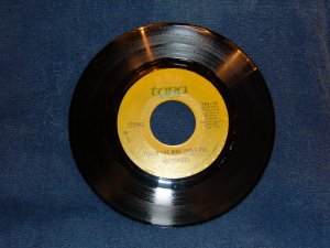 Mocedades-Touch the wind (Eres Tu)
