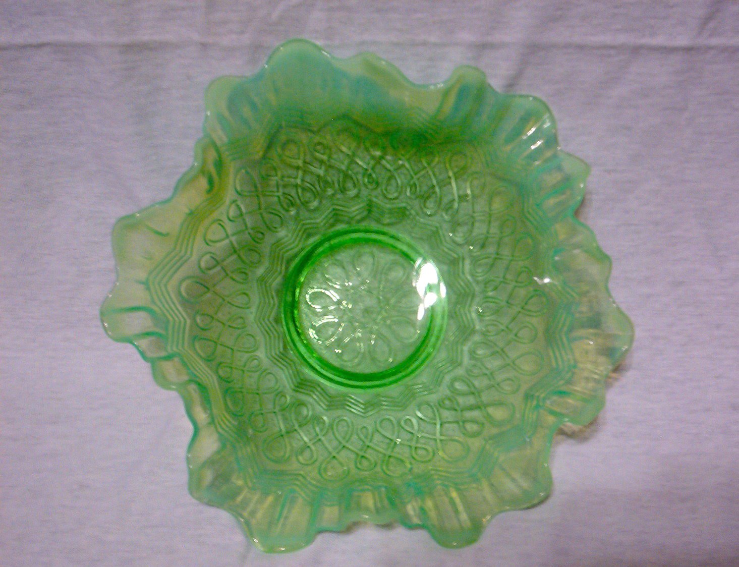 Jefferson Glass Many Loops Green Opalescent Bowl, 1908