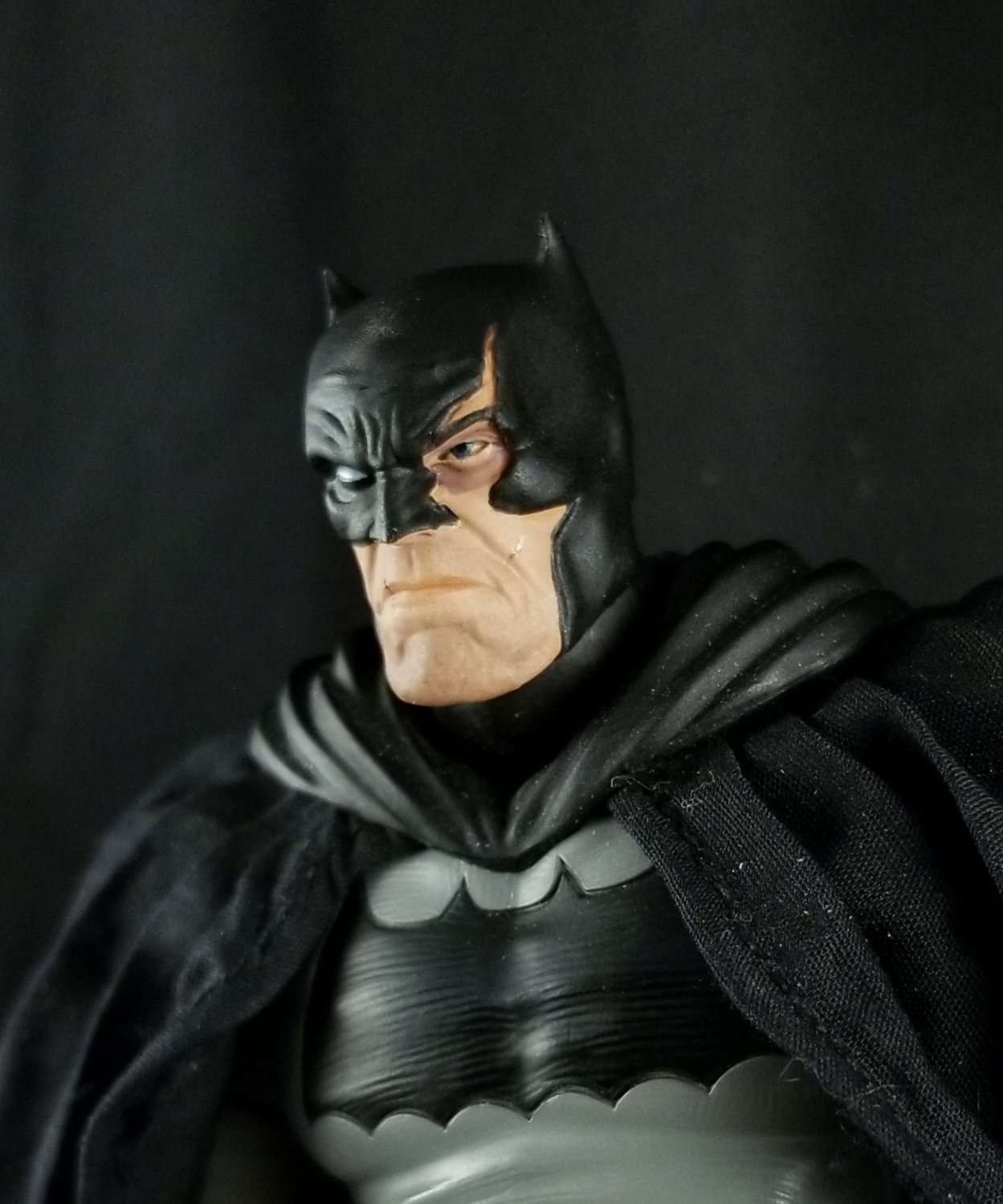 STL Customs Beat Up Bats(Hand Painted, Fitted for Mafex, Head Only)(Sale!)