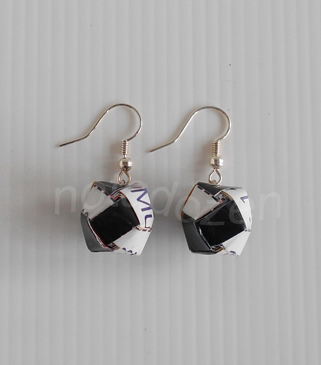1 pair of handmade upcycled woven paper ball, black and white dangle&drop earrings #10
