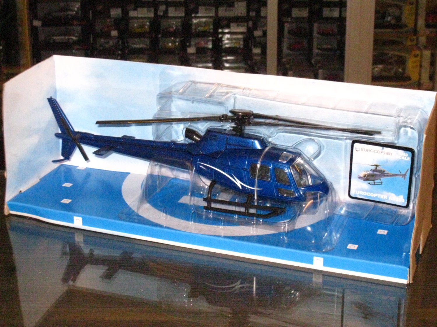 New Ray Sky Pilot 1/43 Eurocopter AS350 B2 Blue Diecast Model