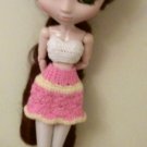 Fancy crochet skirt (fits Pullip, Dal, Momoko, J-Doll, Blythe)