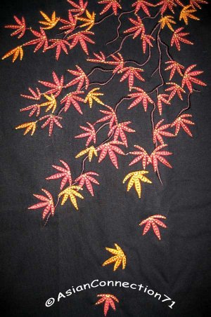 Japanese Autumn MAPLE LEAVES Embroidered T-Shirt XL Blk
