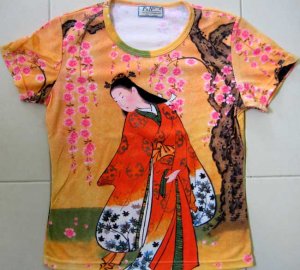 Red Kimono with Sakura Japan Art Print T Shirt Misses M Medium Short Sleeve