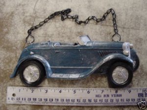 White  Vintage Car Wall Decor with Chain