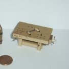 WOODWRIGHT BENCH WITH VISES O-SCALE