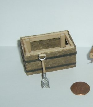 COAL HOP WITH COAL SHOVEL O-SCALE