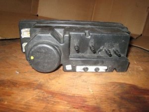 @ MERCEDES VACUUM PUMP LOCK DOOR E W210 2108000648 @@