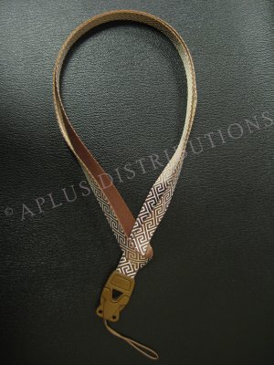 NEW FASHIONABLE MAZE PATTERN LANYARD - BROWN