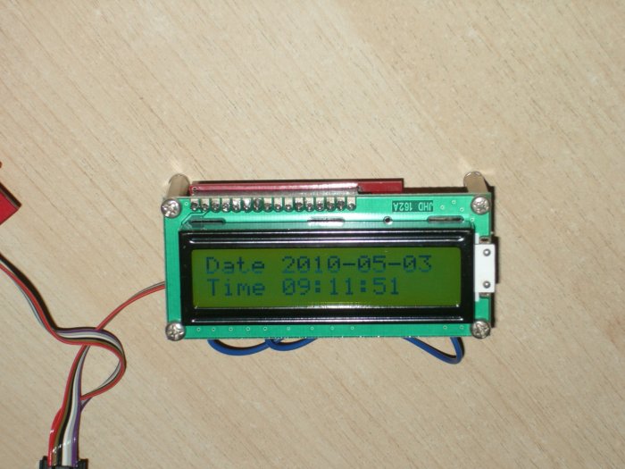 16X2 LCD with Attiny2313 CONTROLLER - SERIAL / SPI ( Arduino , PIC )