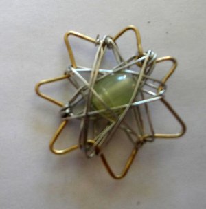 Wire Star with Green bead