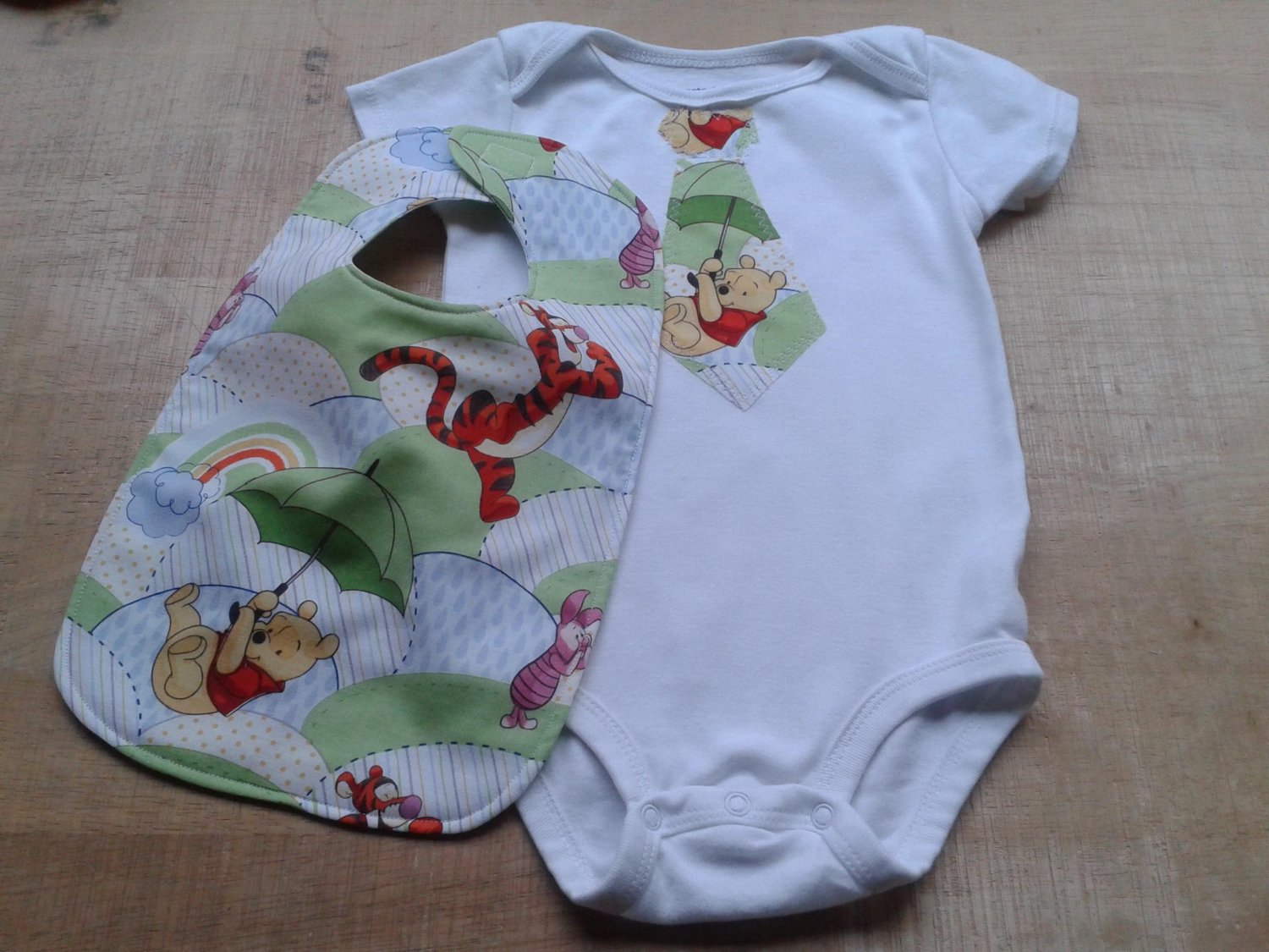 Winnie the Pooh and Tigger Tie Onesie and Bib Set