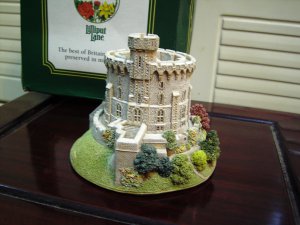 LILLIPUT LANE - England handmade deco miniature - Round Tower of Windsor Castle