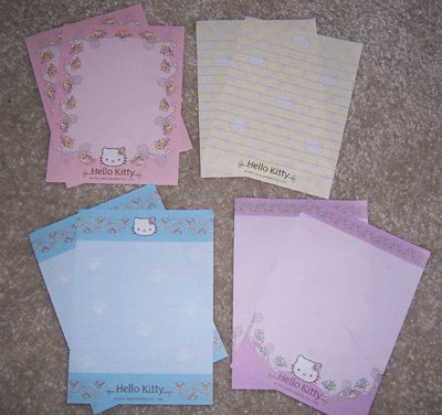 Hello Kitty Pattern Memos