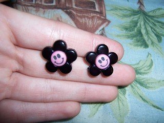 Pink & Black Smiling Dasiy Earrings