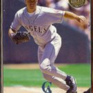 J.T. SNOW 1995 Ultra Gold Medallion Insert #24. ANGELS