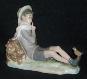 Large Lladro Figurine - Boy with Bird on His Foot
