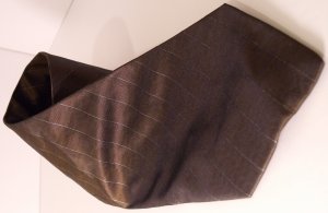 100% SILK TIE