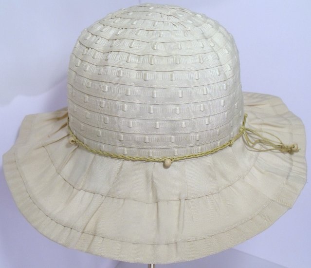 BUCKET HAT