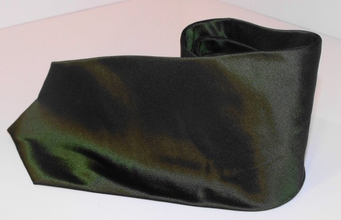 METROPOLITAN VIEW 100% SILK TIE