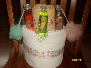 2 Tier Towel Cake