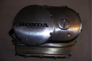 RIGHT CRANKCASE COVER 85 Honda Shadow VT 700 VT 750