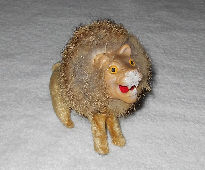 Wind Up Lion Doll Real Fur Mane Tan Japan Vintage