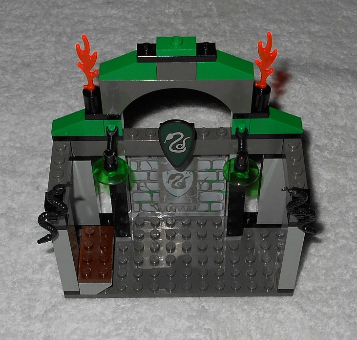 harry potter lego slytherin book